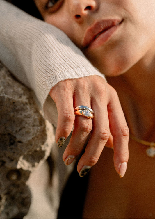 La Vague Brume Dome Ring